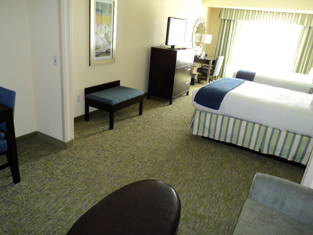 Holiday Inn Express And Suites Dickson City By Ihg Bagian luar foto
