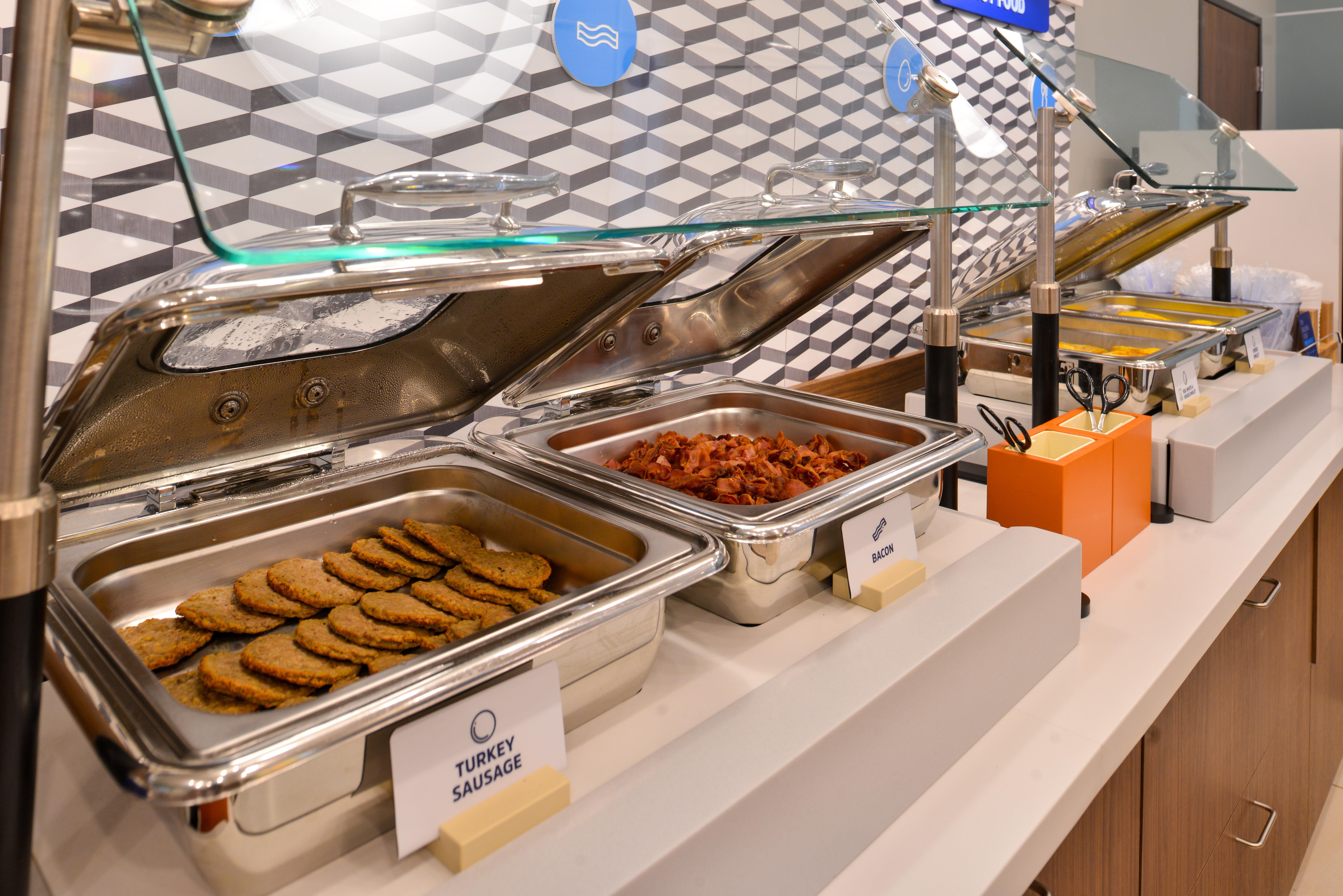 Holiday Inn Express And Suites Dickson City By Ihg Bagian luar foto