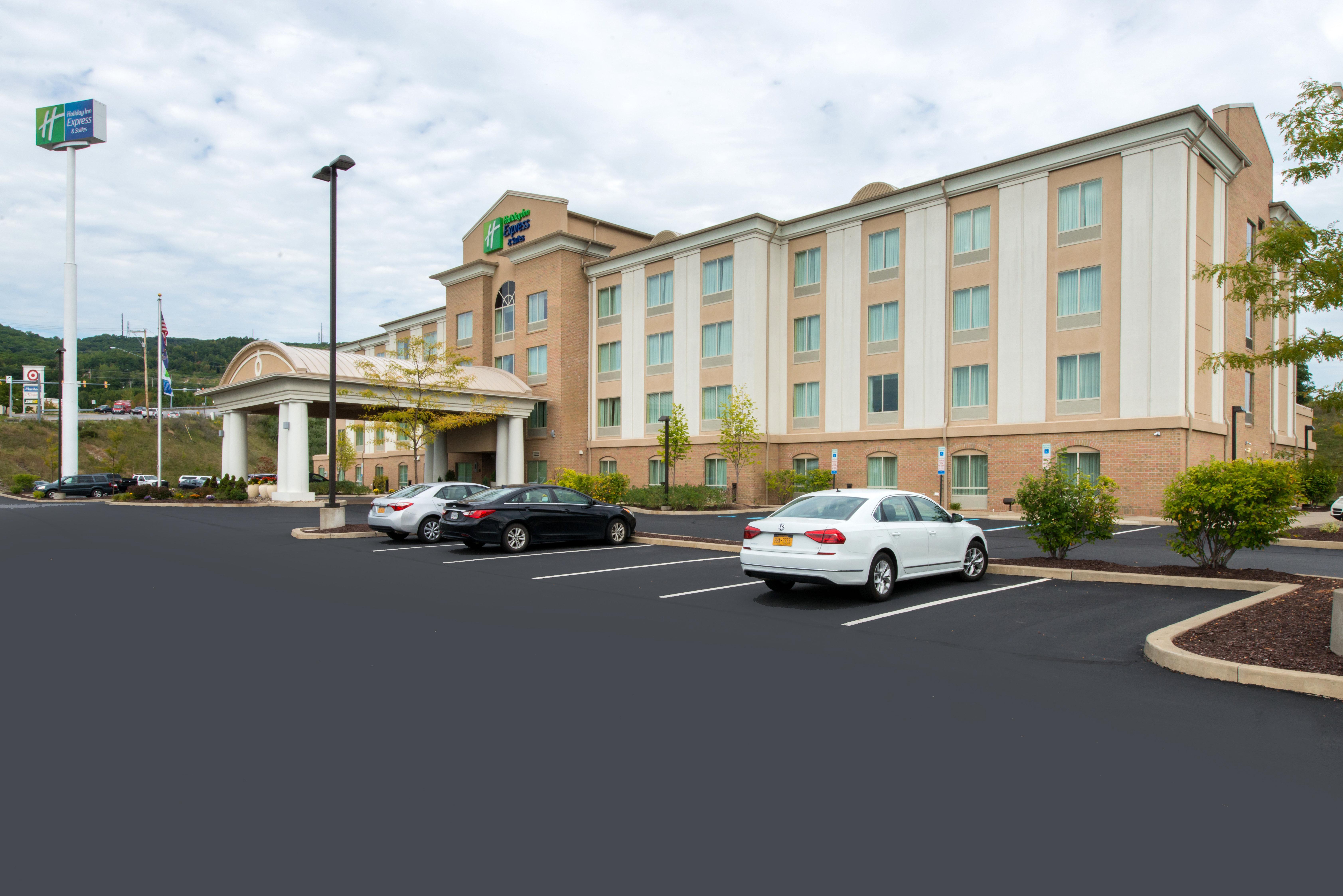 Holiday Inn Express And Suites Dickson City By Ihg Bagian luar foto