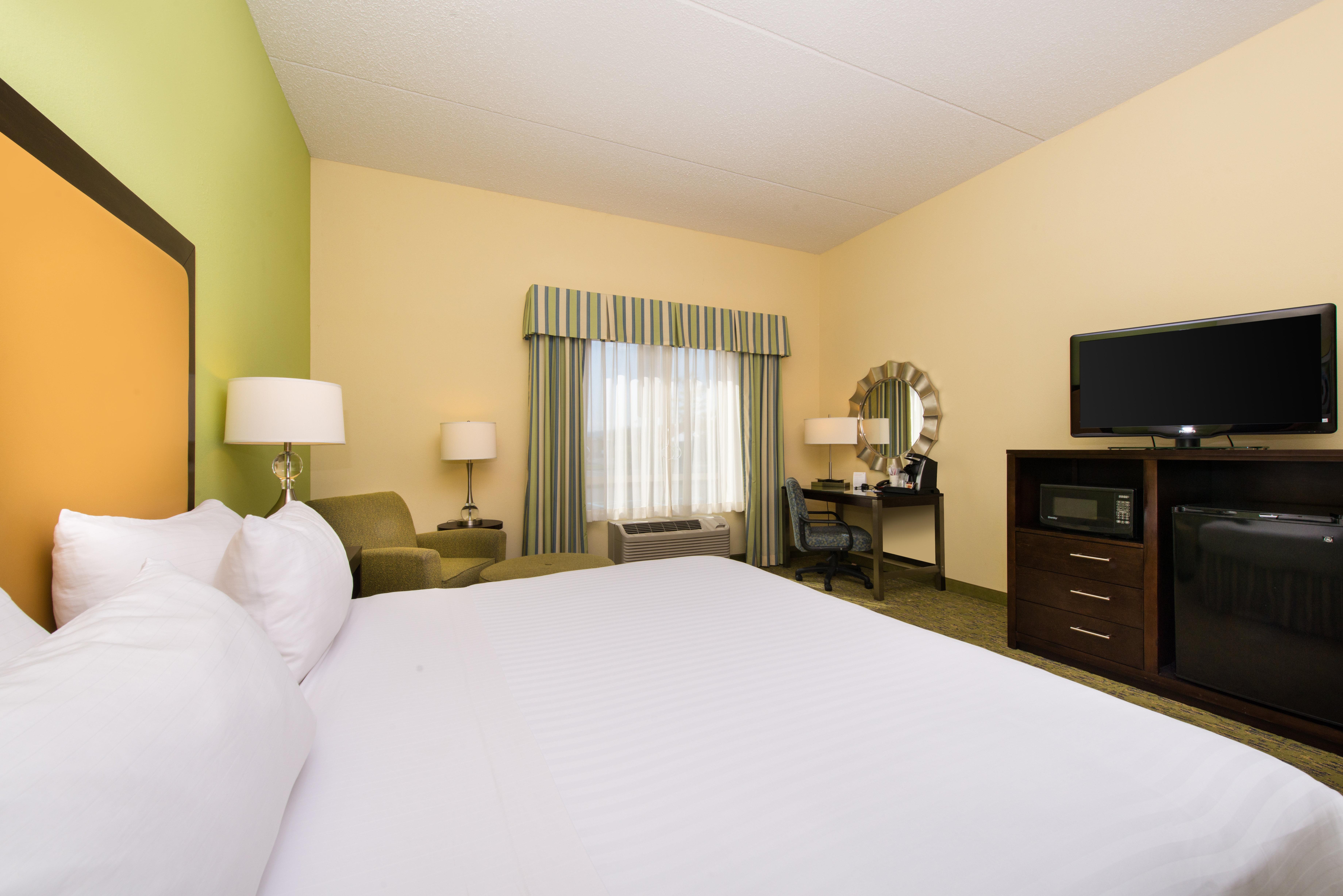 Holiday Inn Express And Suites Dickson City By Ihg Bagian luar foto