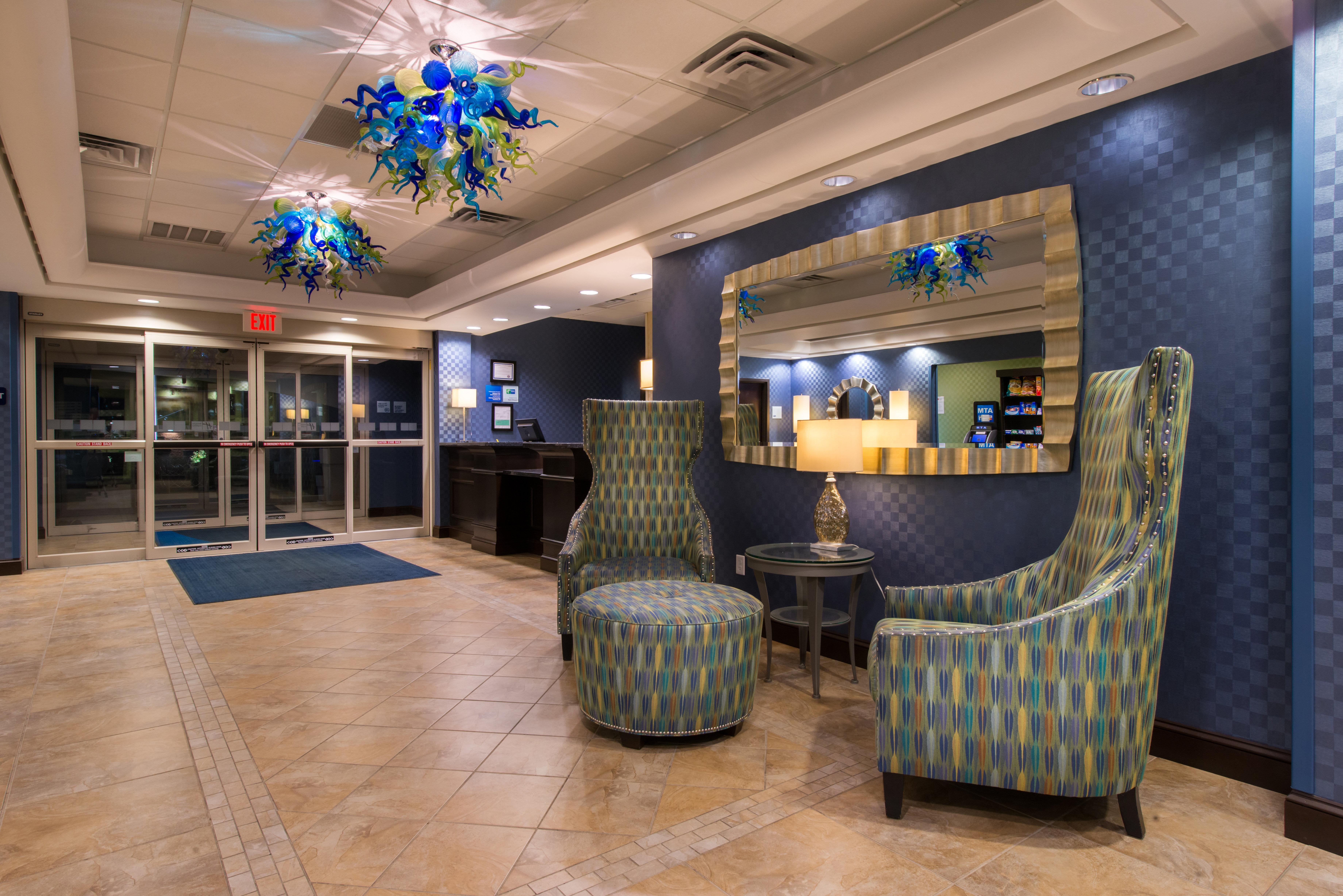 Holiday Inn Express And Suites Dickson City By Ihg Bagian luar foto