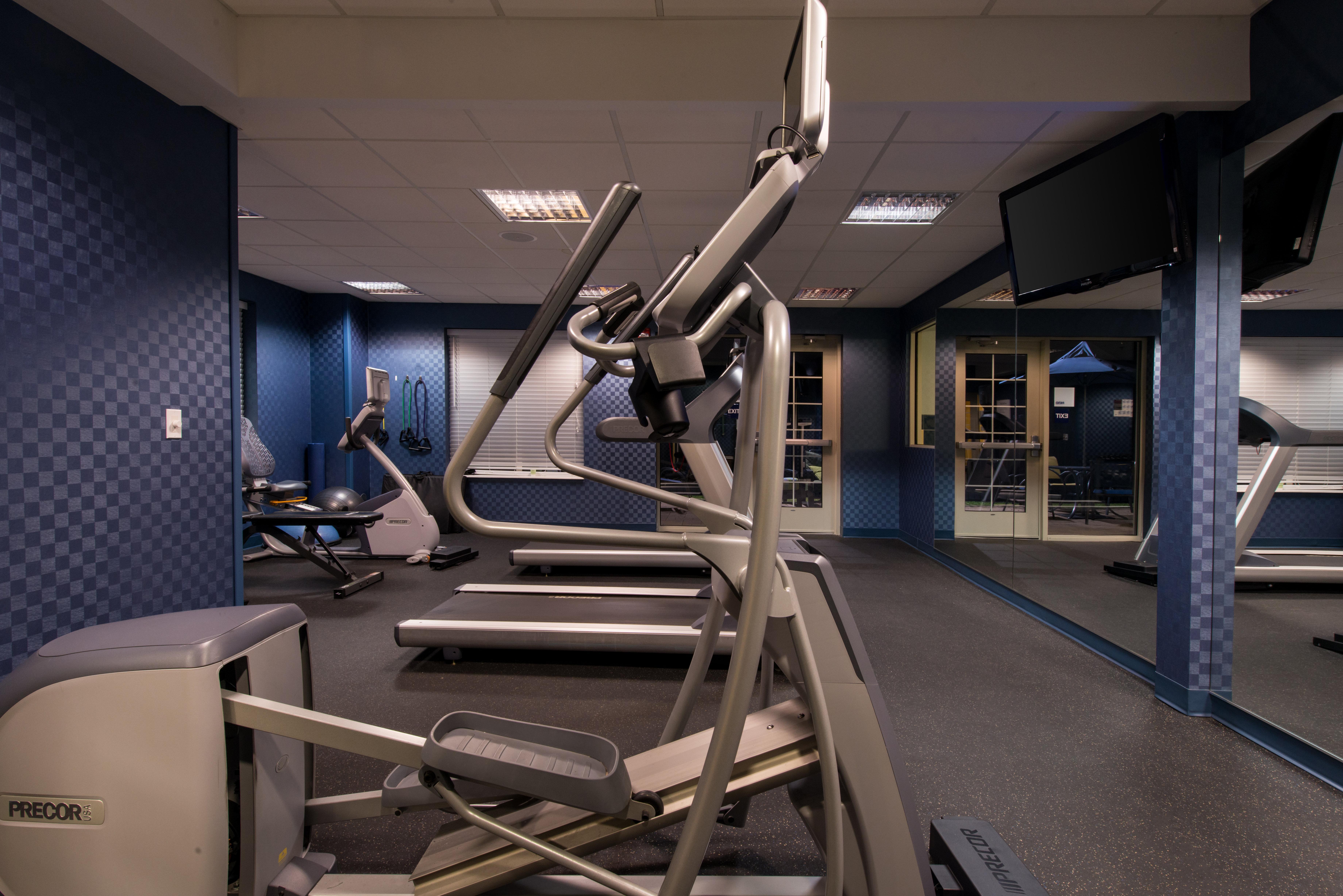 Holiday Inn Express And Suites Dickson City By Ihg Bagian luar foto