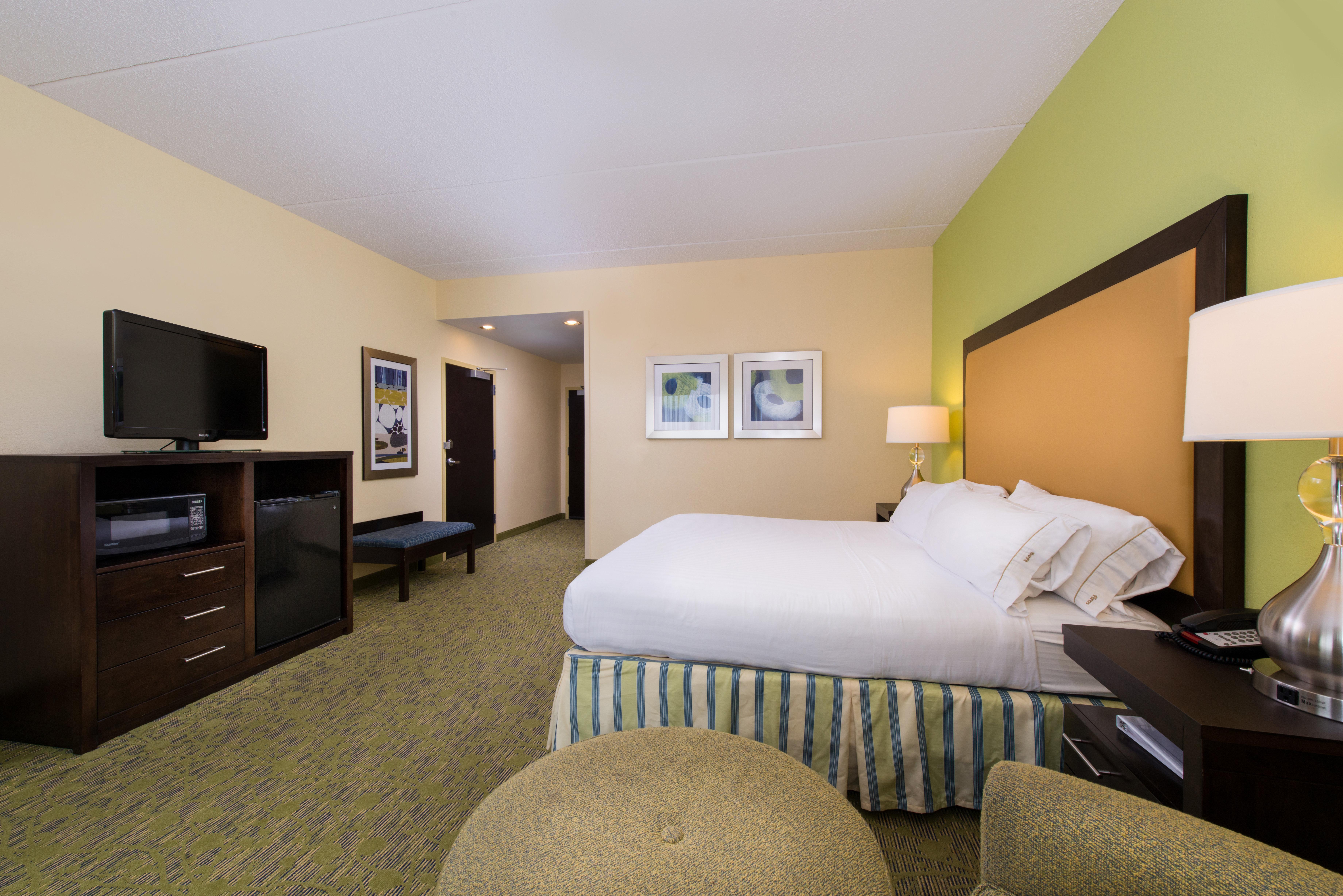Holiday Inn Express And Suites Dickson City By Ihg Bagian luar foto