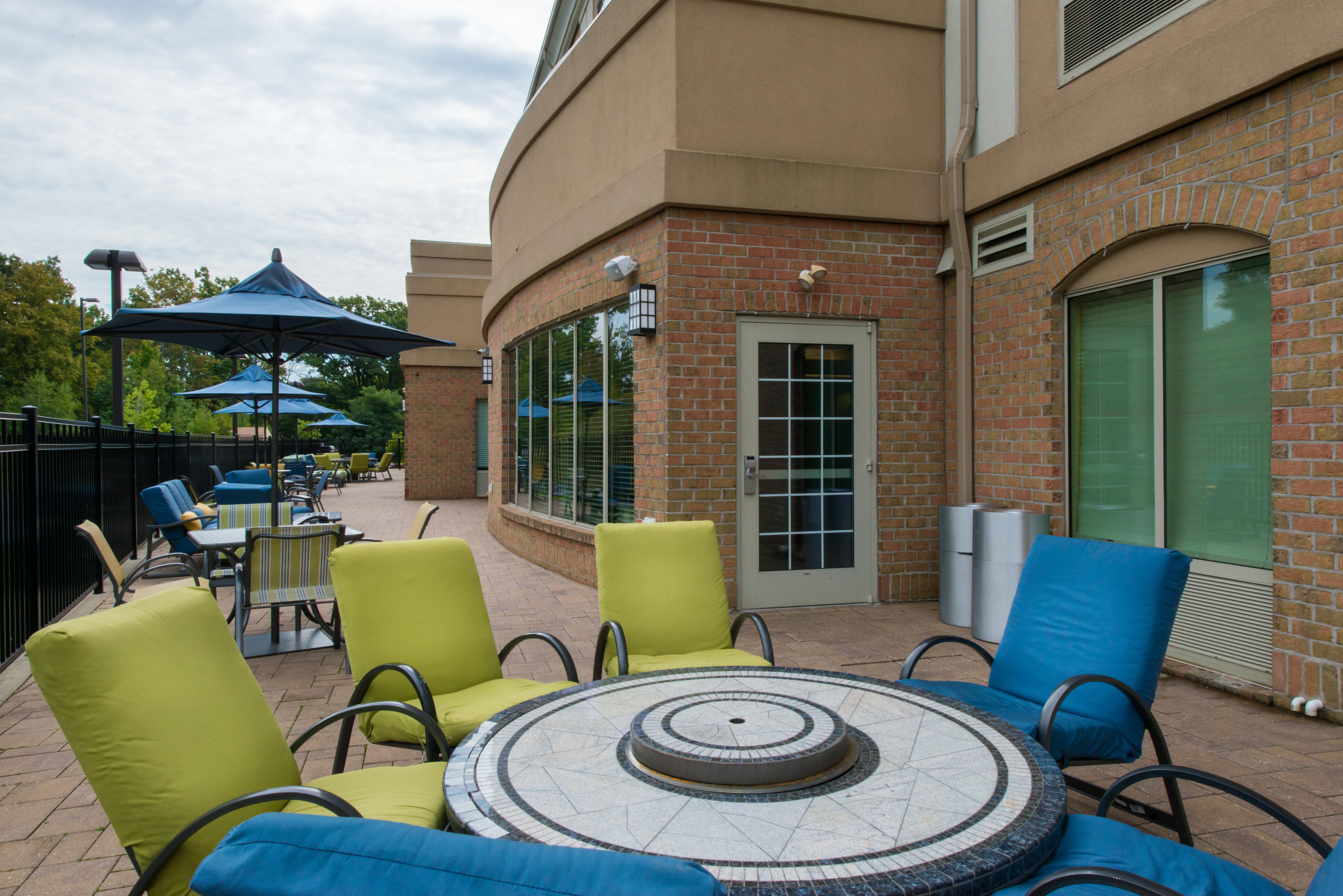 Holiday Inn Express And Suites Dickson City By Ihg Bagian luar foto